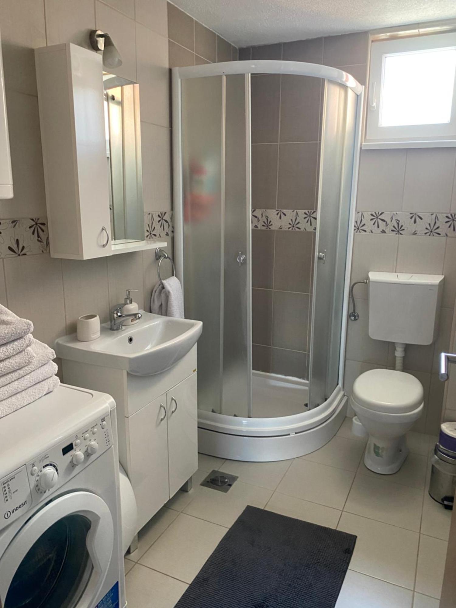 Mka Suite Kragujevac Ngoại thất bức ảnh